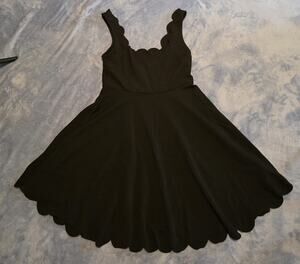 Ivory Women’s Small Black Scalloped Fit & Flare Skater Mini Dress Sleeveless